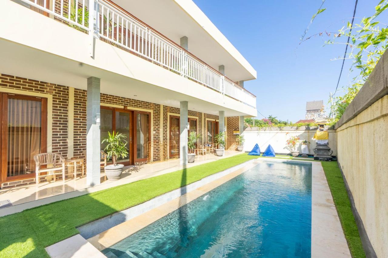 Na-Mi Guesthouse Canggu Exterior photo